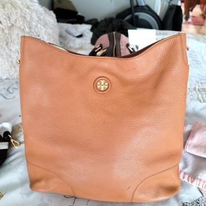 Purse gently used small ink marks clean inside